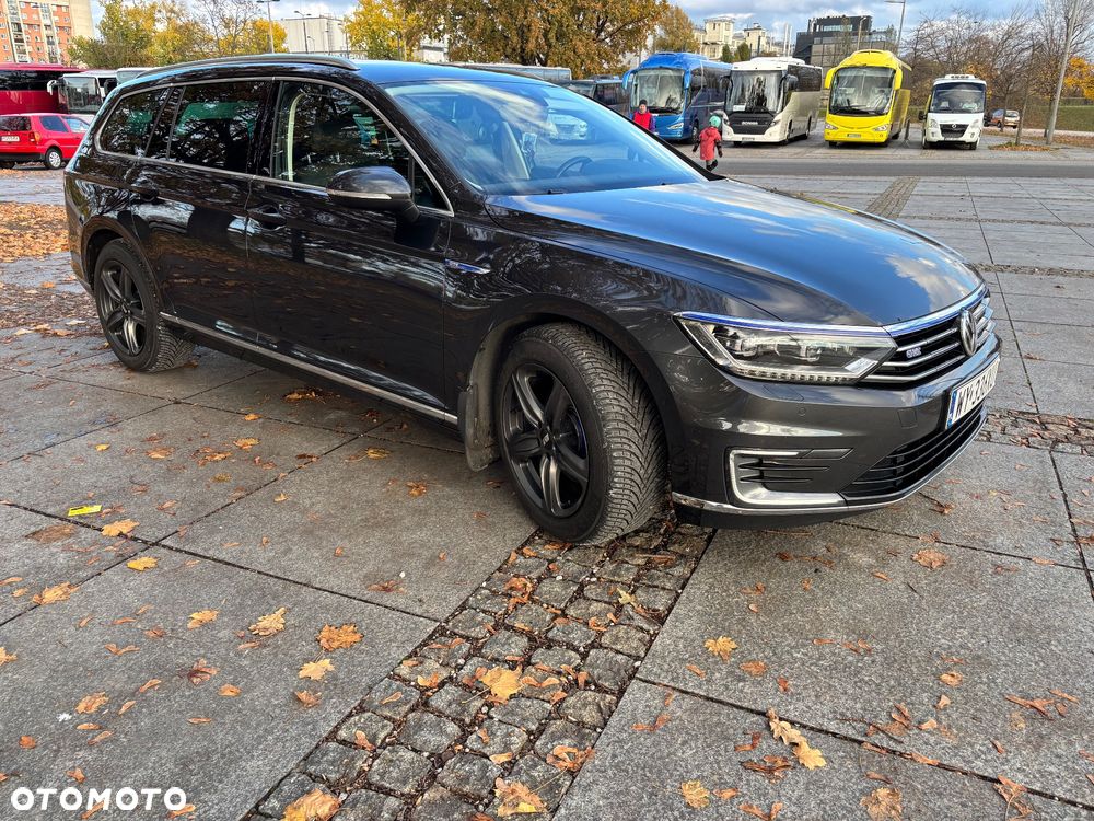 Volkswagen Passat - 24