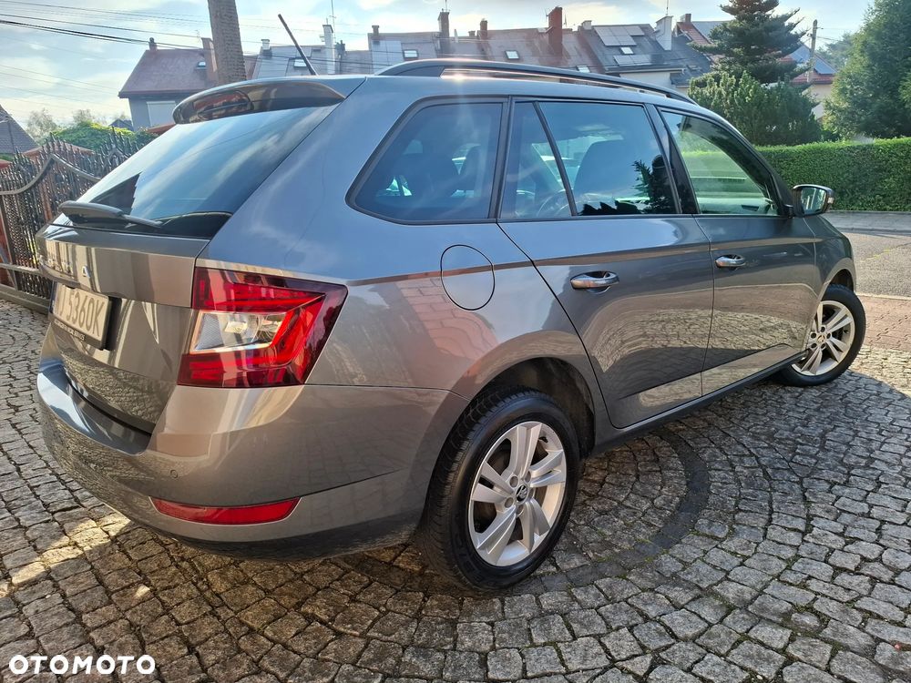 Skoda Fabia 1.0 TSI Ambition Plus - 8