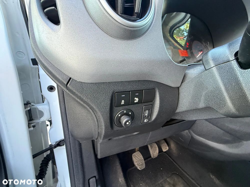 Citroën Berlingo Multispace VTi 95 SELECTION - 12