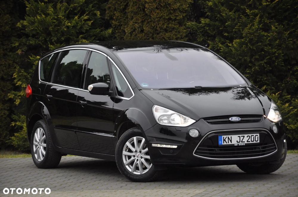 Ford S-Max - 13