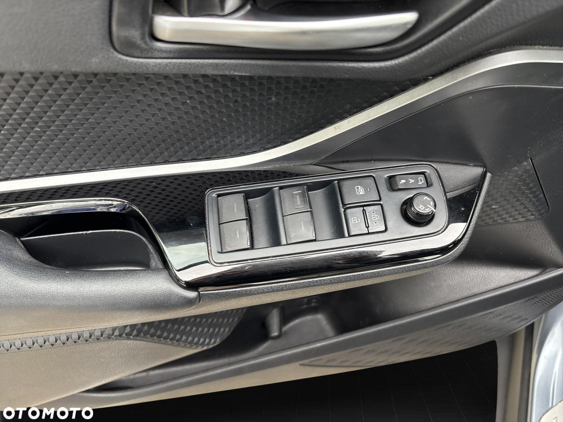 Toyota C-HR 2.0 Hybrid GR Sport - 18