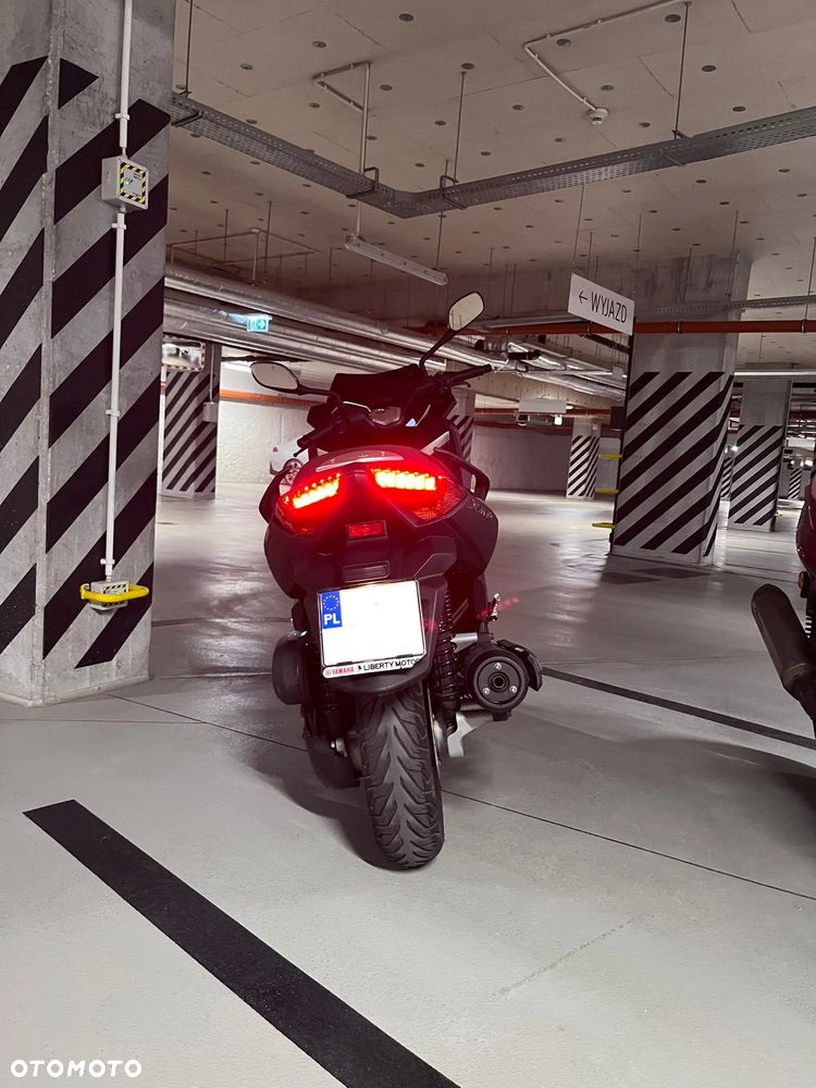 Yamaha X-max - 3