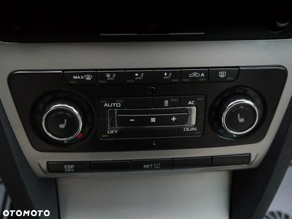Skoda Octavia 1.8 TSI Laurin & Klement - 25