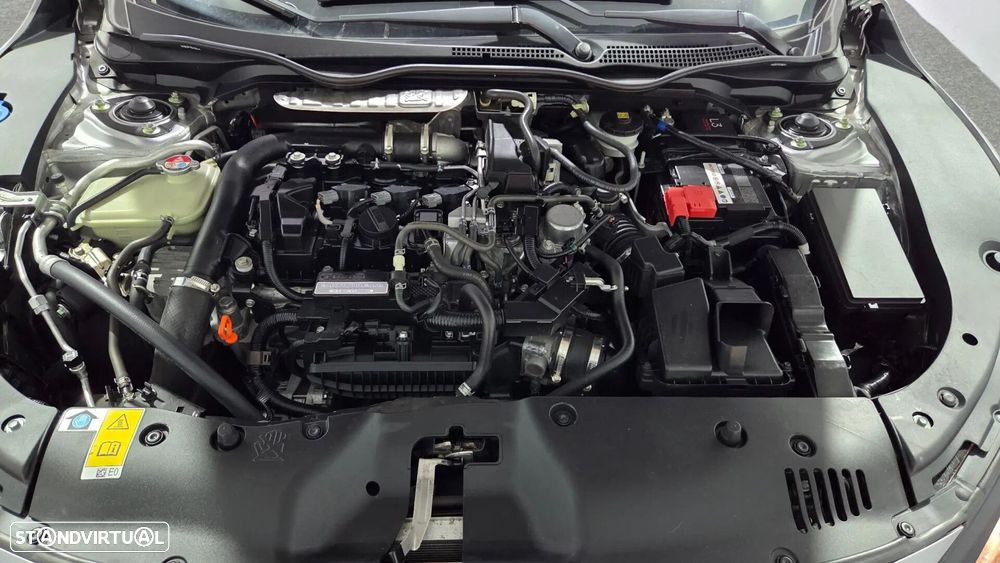 Honda Civic 1.0 i-VTEC Elegance Navi CVT - 39