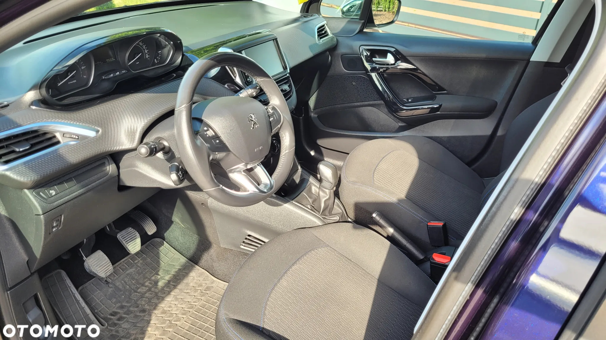 Peugeot 208 1.2 PureTech Style - 9