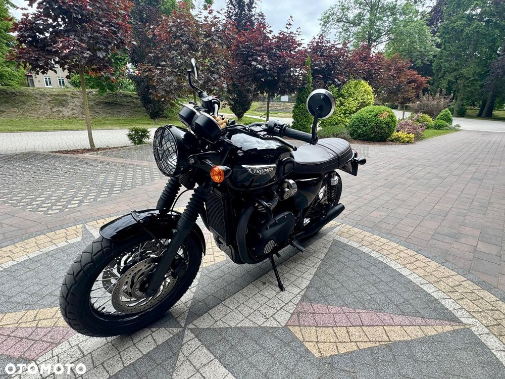 Triumph Bonneville - 3