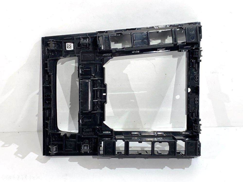 LISTWY DEKOR  SKODA SUPERB III Kombi (3V5) 2015 - 2022 2.0 TDI 110 kW [150 KM] olej napędowy 2015 - - 4