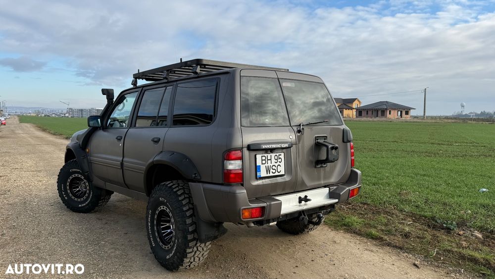 Nissan Patrol GR 3.0 Di Comfort - 12