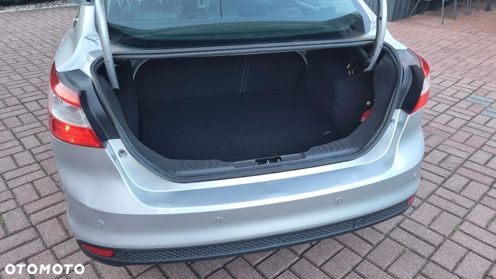 Ford Focus 1.6 Ti-VCT Titanium - 10