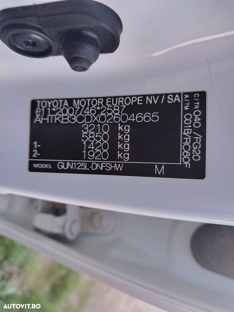 Toyota Hilux 4x4 Double Cab M/T Style - 19