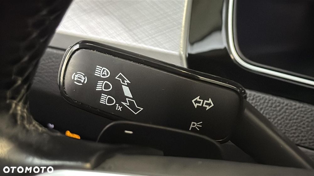 Volkswagen Passat 1.5 TSI EVO Business DSG - 31