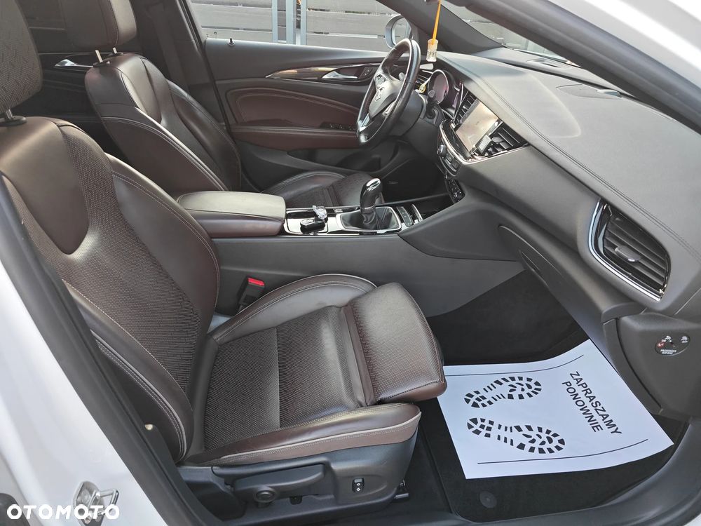 Opel Insignia - 16