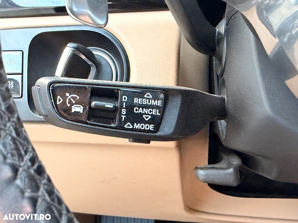 Porsche Cayenne - 24