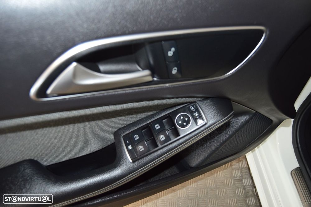 Mercedes-Benz A 180 d Urban - 28