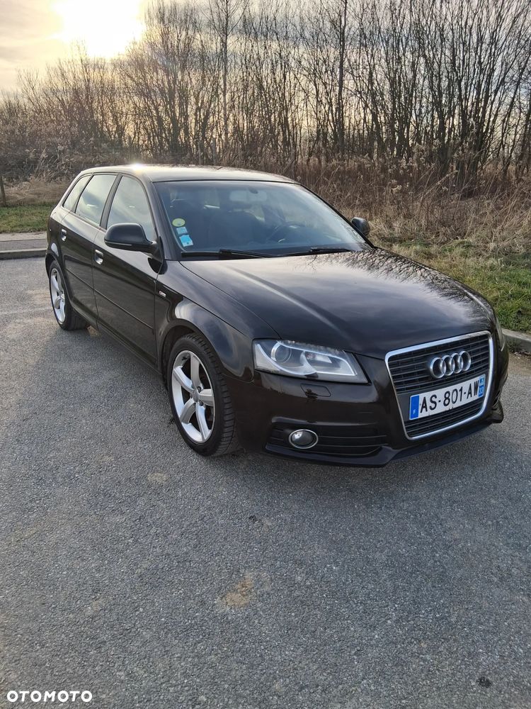 Audi A3 Sportback 1.6 TDI DPF S line Sportpaket - 8