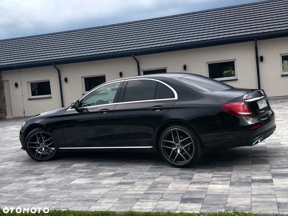 Mercedes-Benz Klasa E 200 d 9G-TRONIC Avantgarde - 4