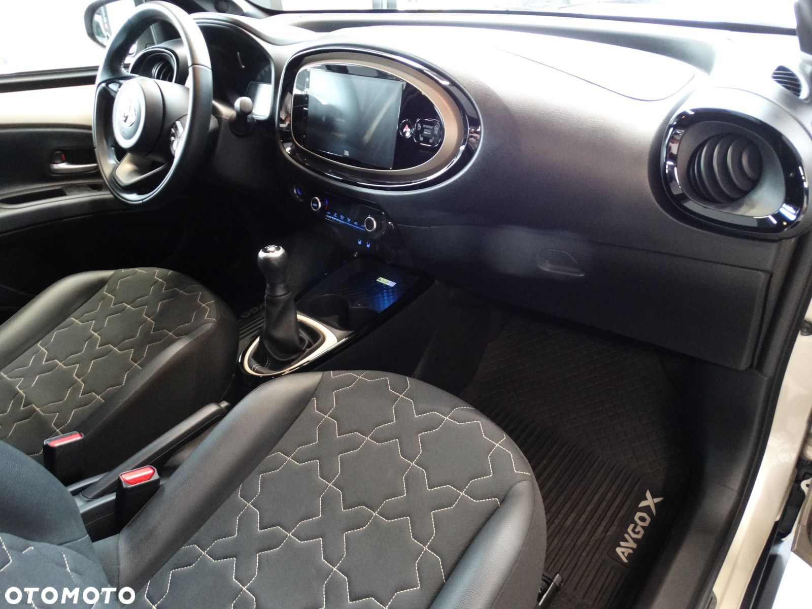 Toyota Aygo X - 7