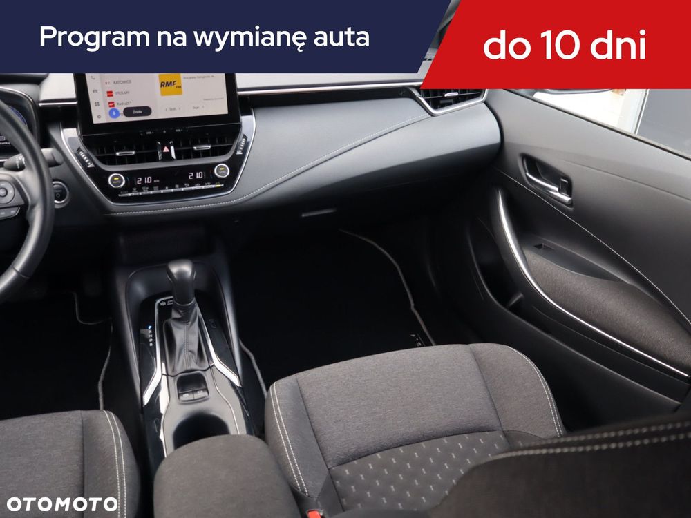 Toyota Corolla - 10