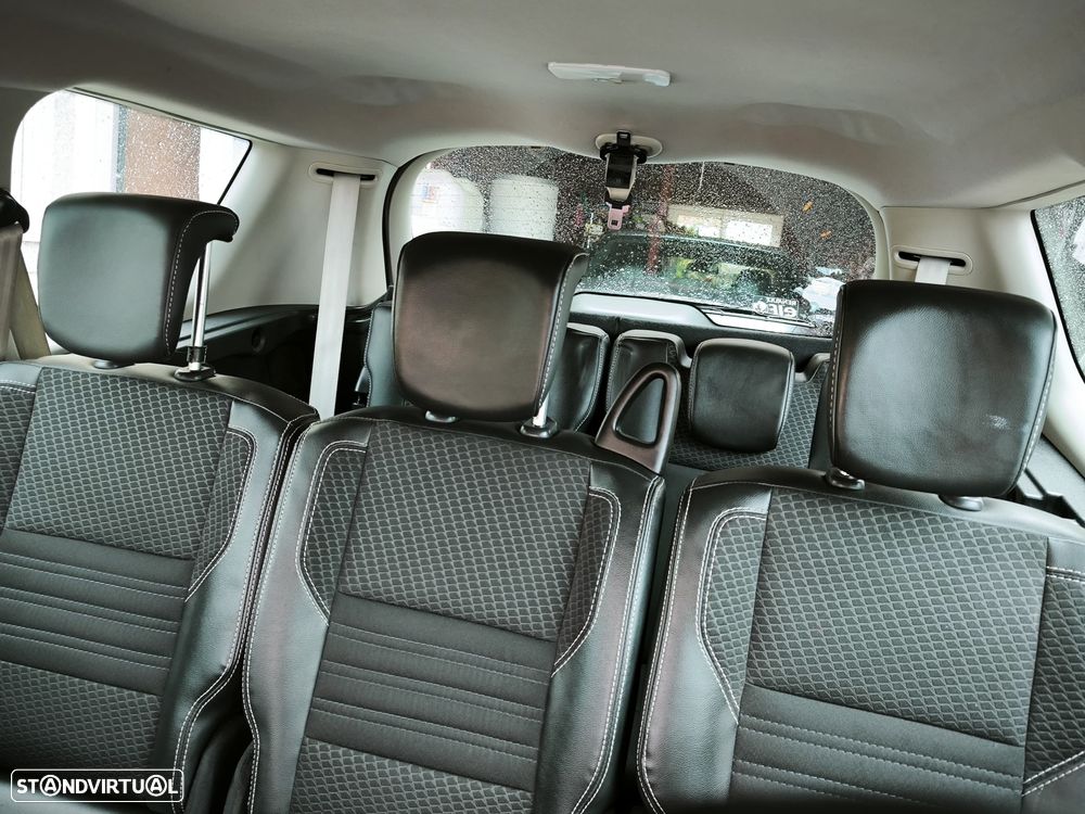 Renault Grand Scénic 1.6 dCi Bose Edition SS - 22