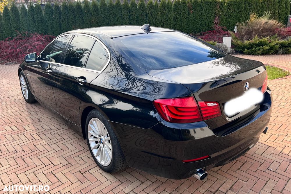 BMW Seria 5 535d xDrive - 10