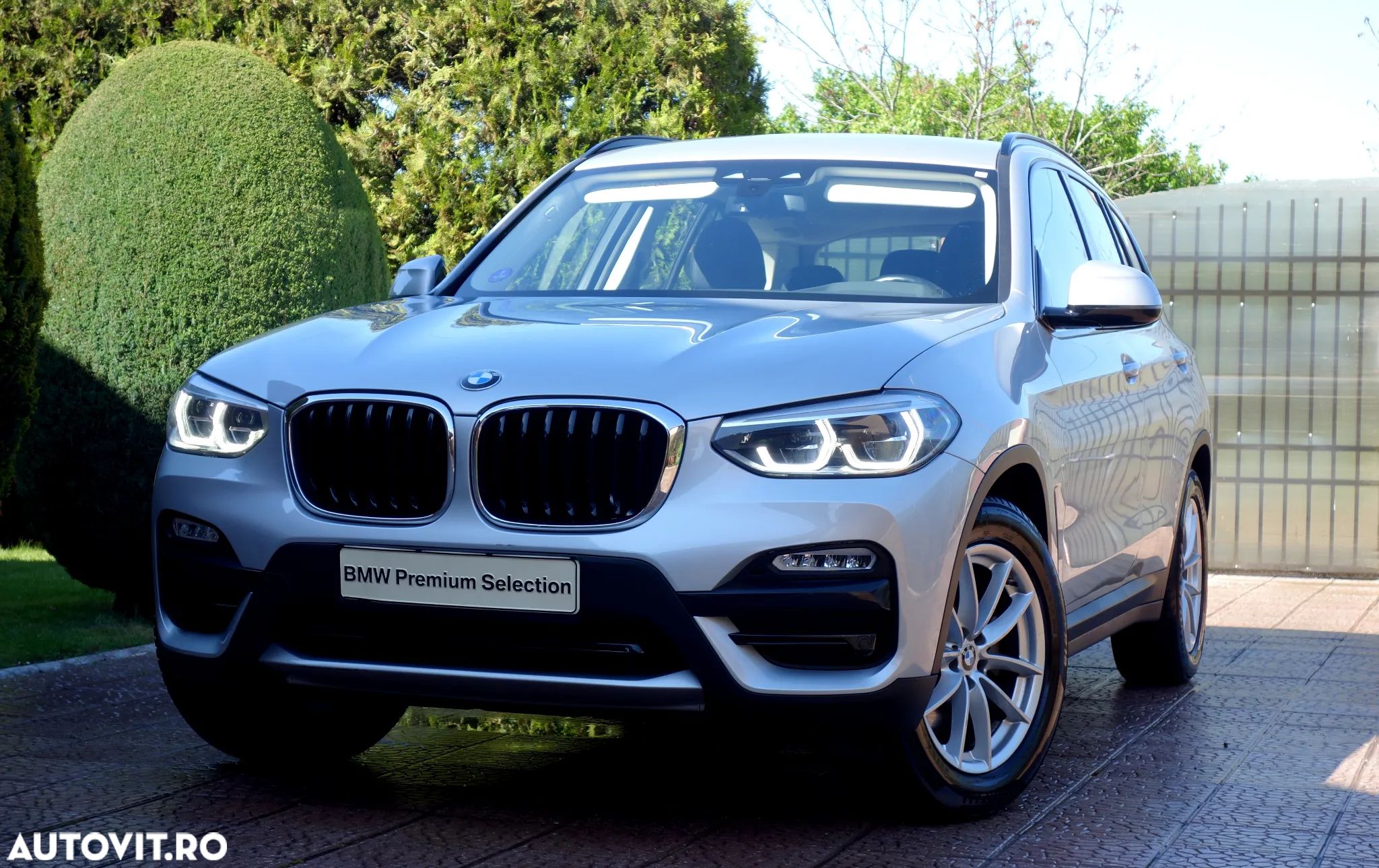 BMW X3 xDrive20i AT - 1