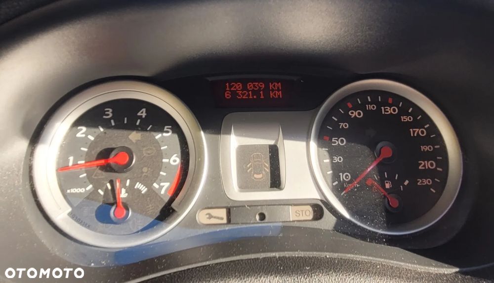 Renault Clio 1.2 16V Rip Curl - 11