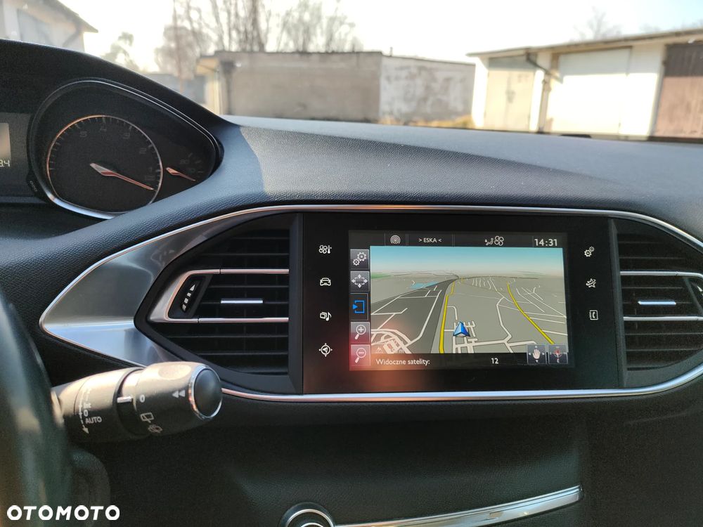 Peugeot 308 1.6 THP Allure - 9