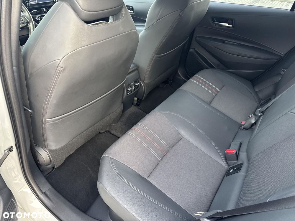 Toyota Corolla 2.0 Hybrid GR Sport - 15