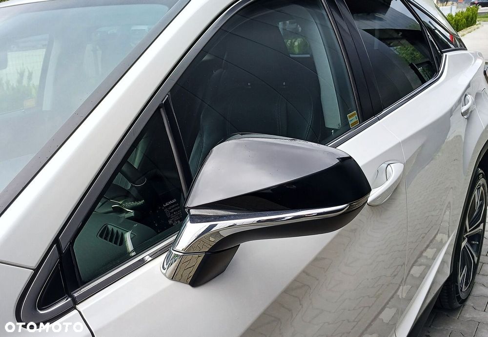 Lexus RX - 14