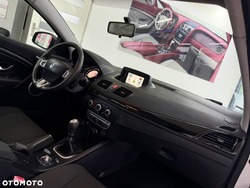 Renault Megane 1.5 dCi Bose Edition - 9