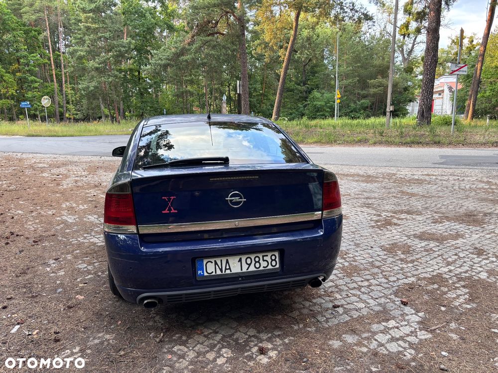 Opel Vectra 2.2 - 5