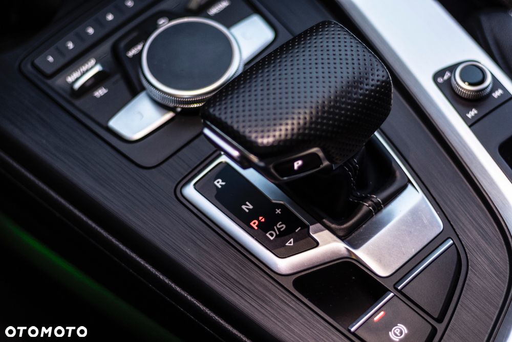 Audi A4 Avant 2.0 TDI S tronic - 21