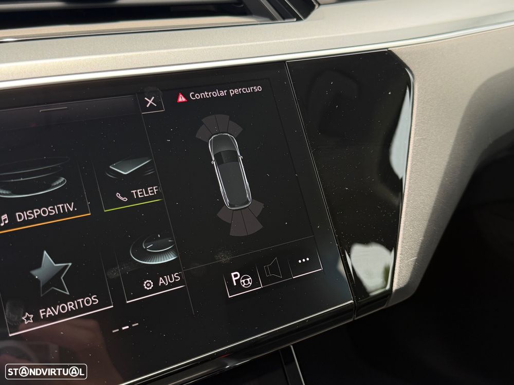 Audi e-tron 50 quattro S line - 29