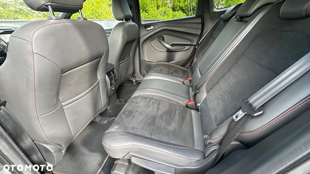 Ford Kuga 2.0 TDCi 4x4 ST-Line - 18