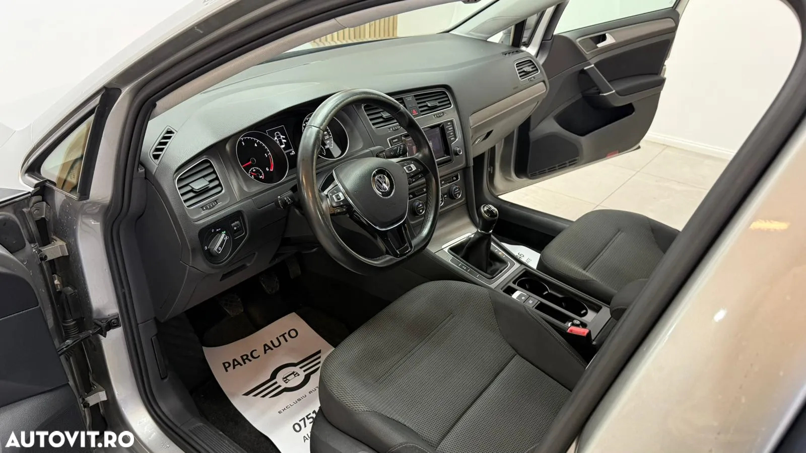 Volkswagen Golf 1.6 BlueTDI Comfortline - 6