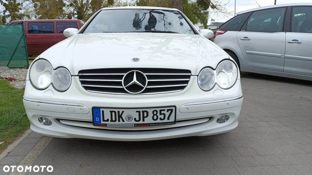 Mercedes-Benz CLK - 4