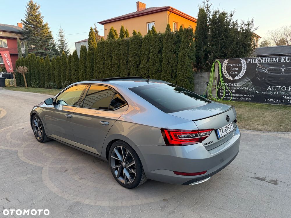 Skoda Superb 2.0 TDI 4x4 Sportline DSG - 9