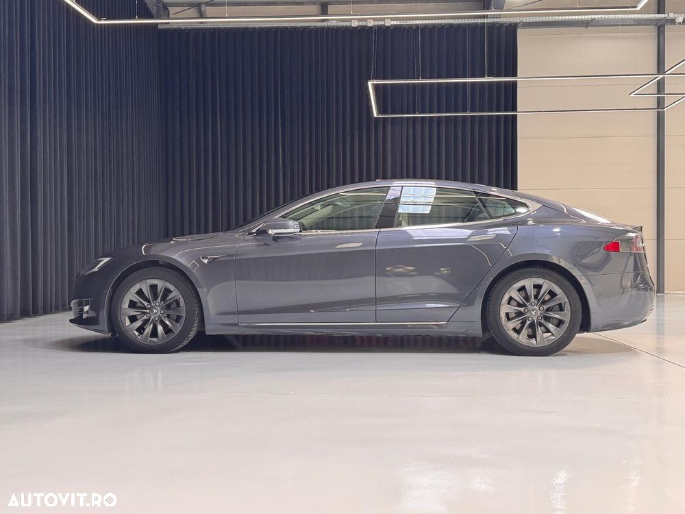 Tesla Model S 75D Allradantrieb - 12