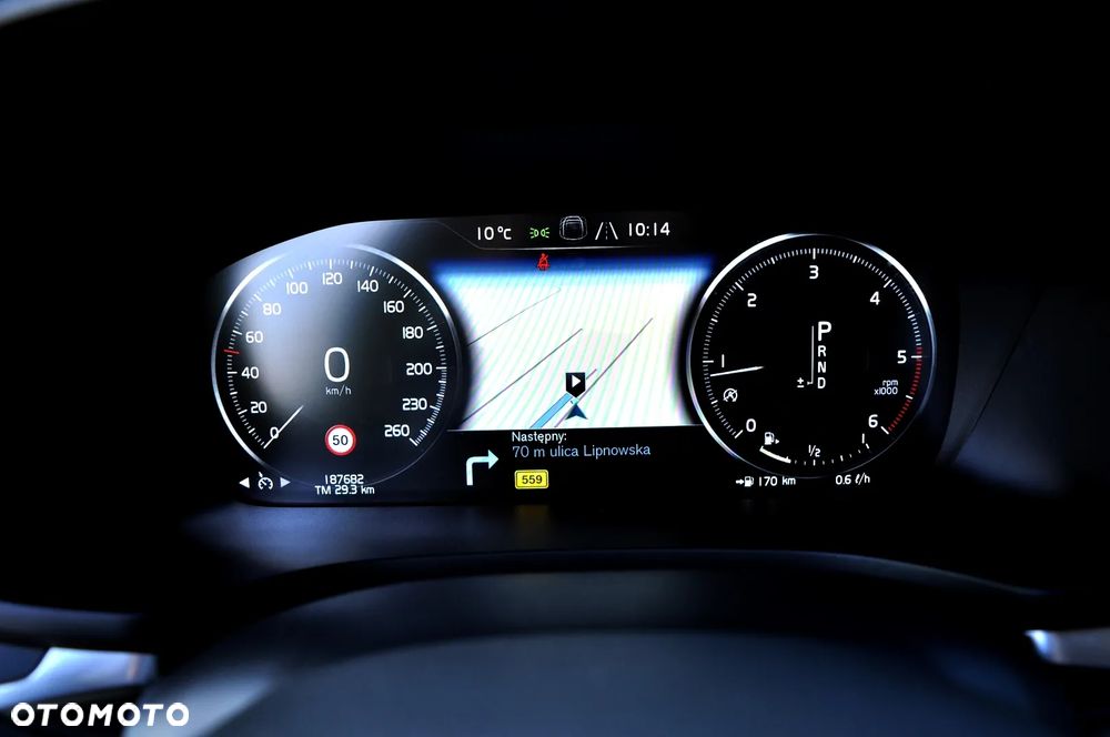 Volvo V60 D3 Momentum Pro - 37