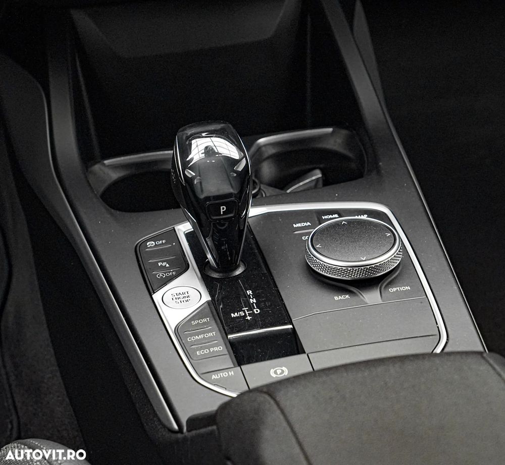 BMW Seria 1 - 21