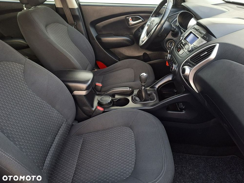 Hyundai ix35 - 12