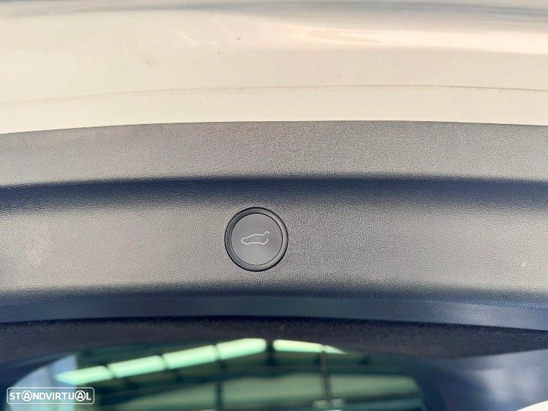Tesla Model Y RWD - 53