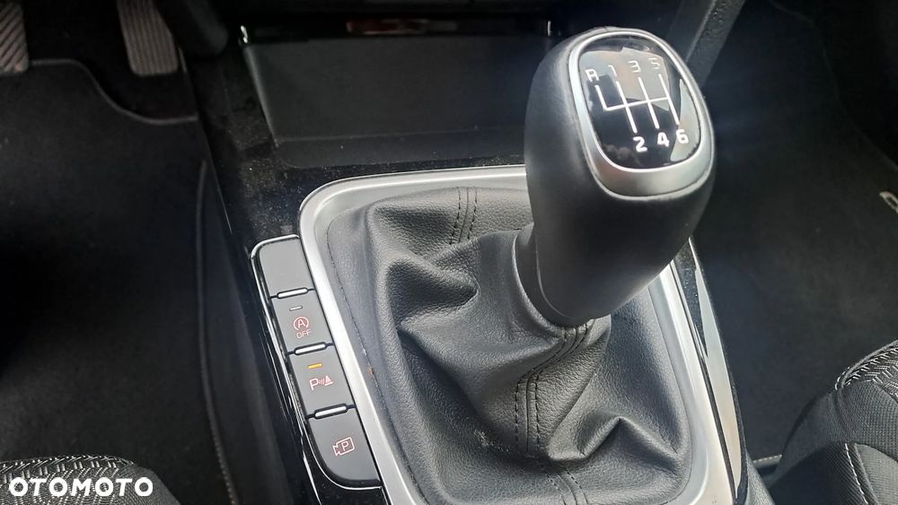 Kia Ceed - 15