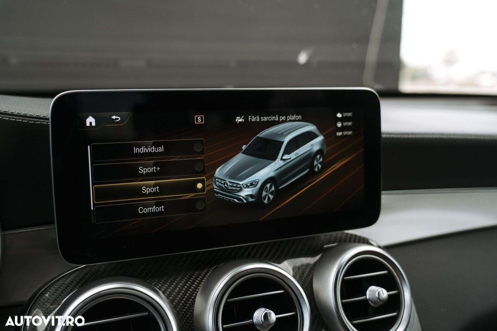 Mercedes-Benz GLC 300 d 4MATIC - 33