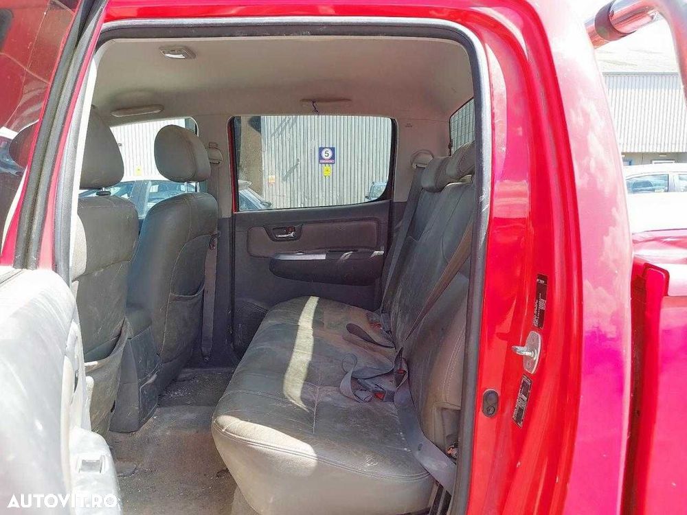 Dezmembrez Toyota hilux  3.0 Diesel D-4D ; 126KW/171CP 2005-2015 - 6
