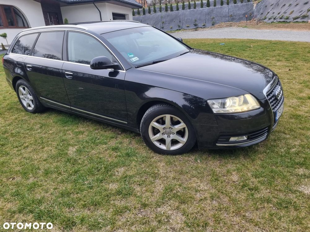 Audi A6 Avant - 16