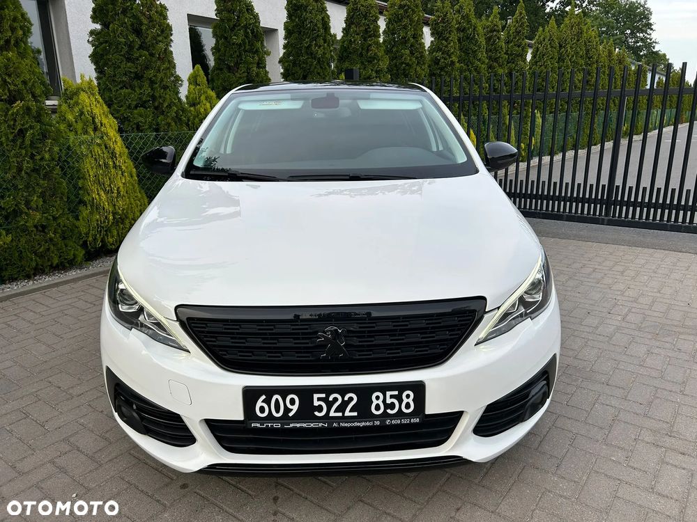 Peugeot 308 BlueHDi 130 Black Edition - 10