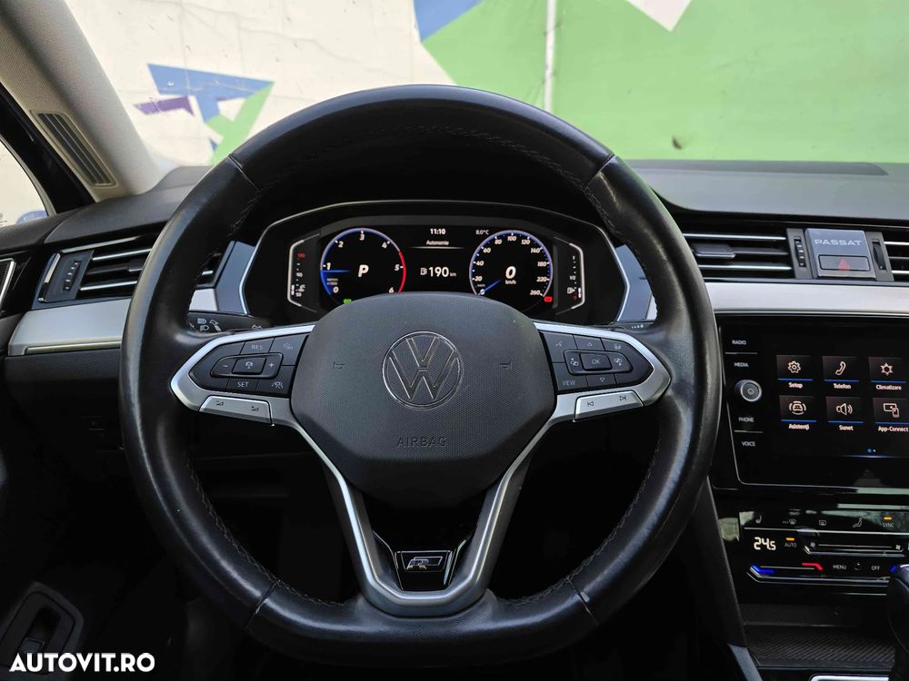 Volkswagen Passat - 9