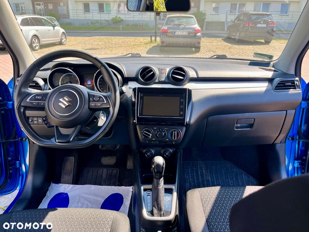 Suzuki Swift 1.2 Dualjet SHVS Premium CVT - 3