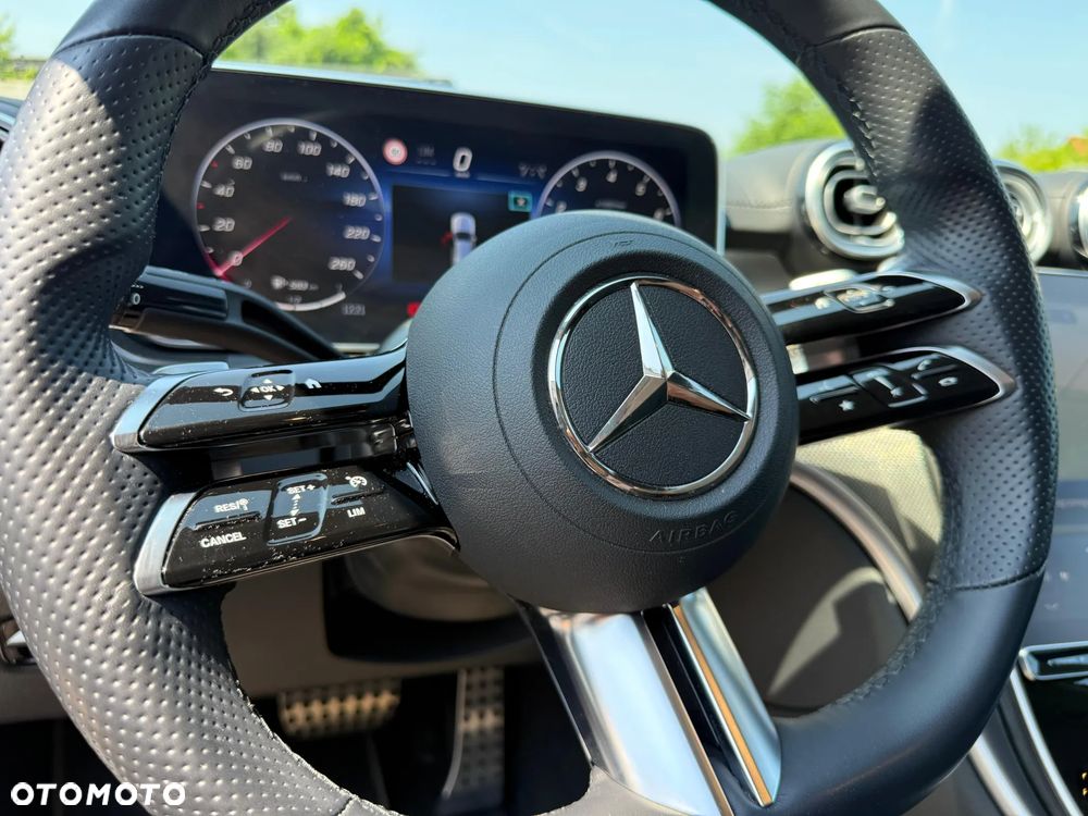 Mercedes-Benz Klasa C 300 mHEV 4-Matic AMG - 10